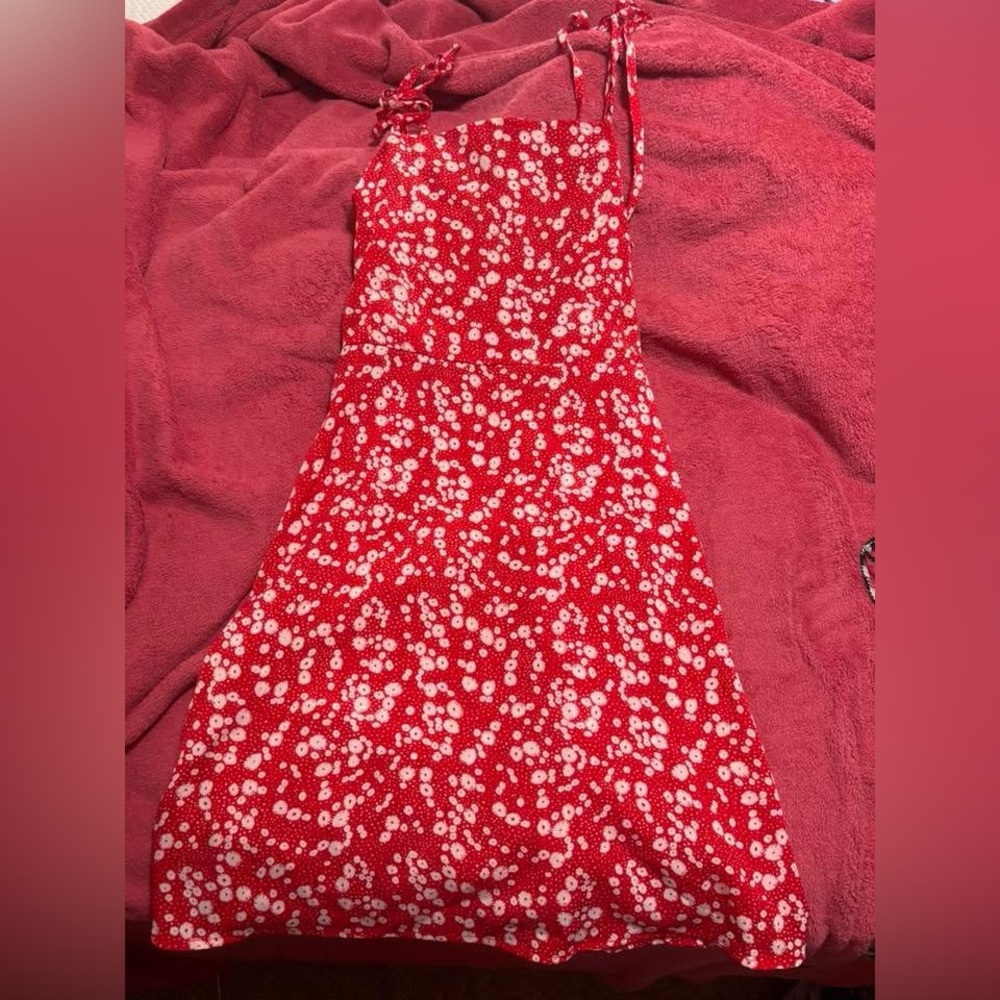 SHEIN Red and White Floral Dress